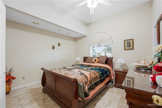 bedroom featuring ceiling fan