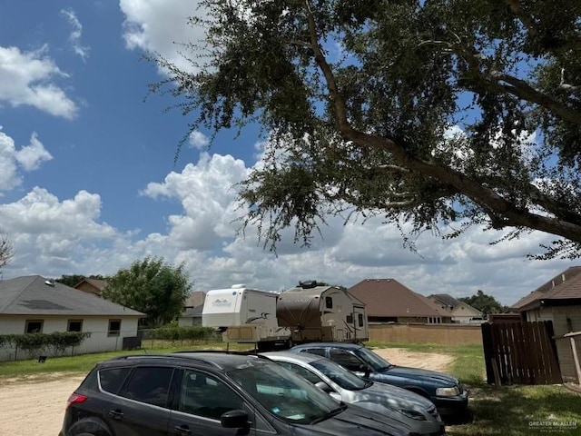 Listing photo 3 for 815 Guadalajara St, Palmview TX 78572