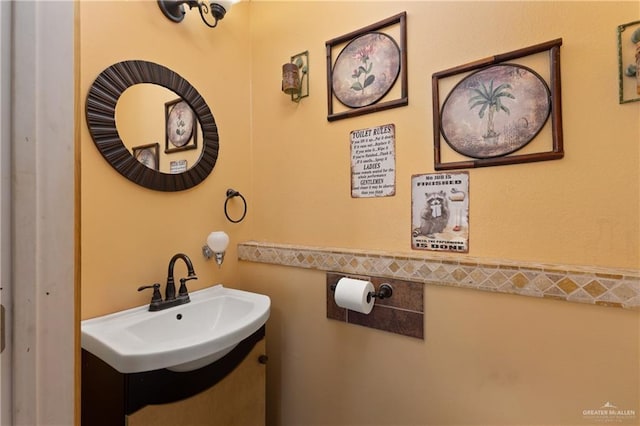 bathroom with vanity