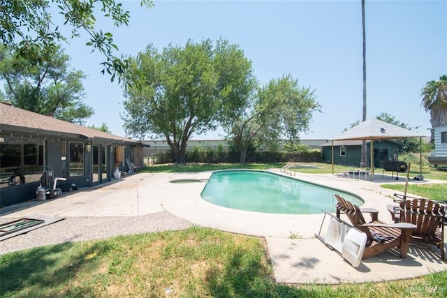 2517 E Mile 4th Rd, Mission, TX 78573 - view of swimming pool with a patio and fence