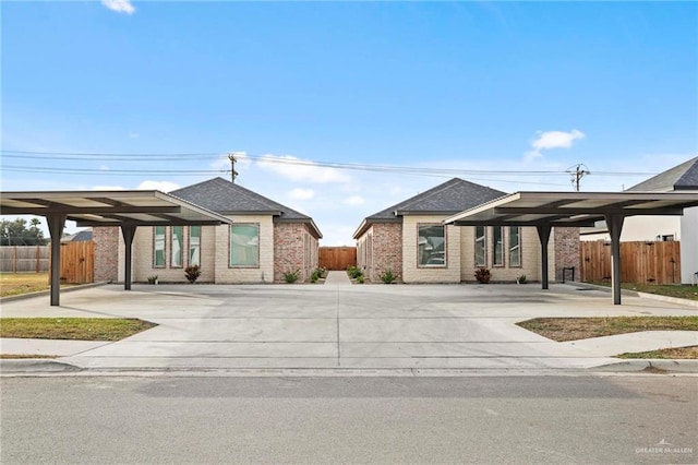 view of front facade featuring a carport