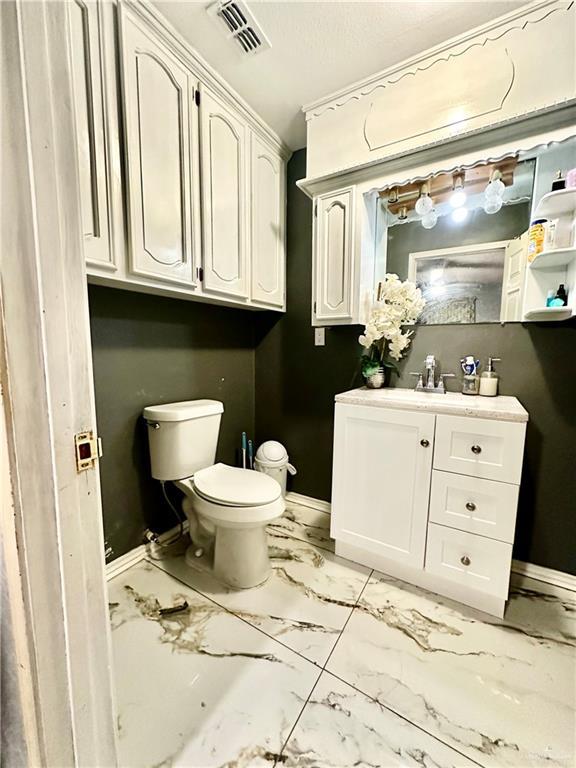 607 N Mariposa St, Rio Grande City, TX 78582 - photo 13