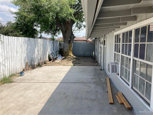 602 E Kelly Ave E, Pharr, TX 78577 - fenced backyard with a patio