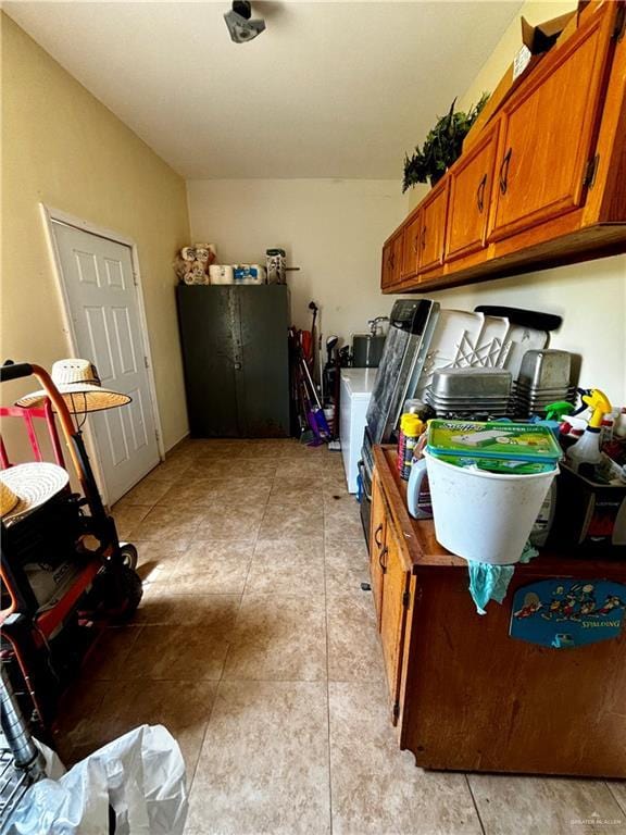 21732 Mile 17 Rd, Edinburg, TX 78541 - washroom featuring light tile patterned flooring