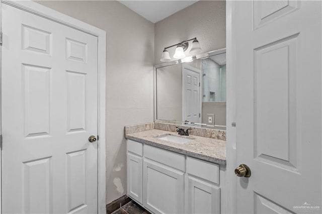 615 Iowa St, Mercedes, TX 78570 - bathroom with vanity