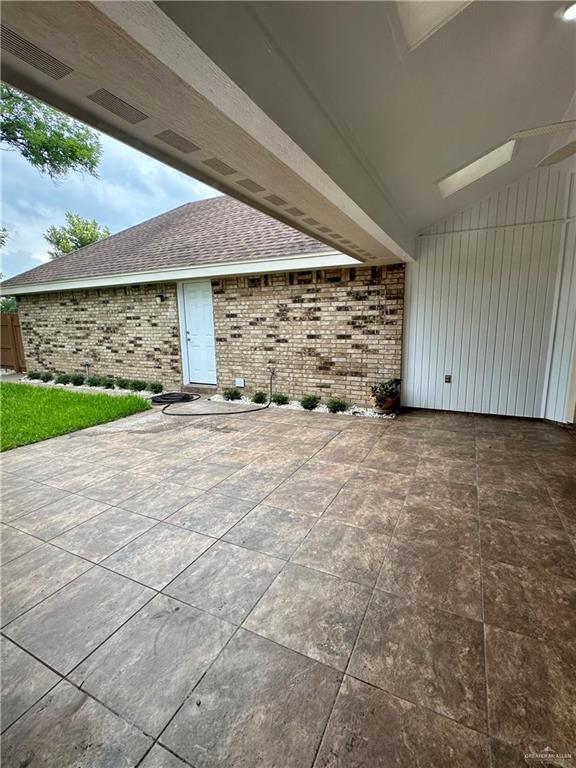 6200 N Cynthia St, Mcallen, TX 78504 - view of patio / terrace
