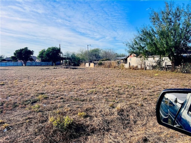 Listing photo 3 for 1728 Rodriguez St, Penitas TX 78576