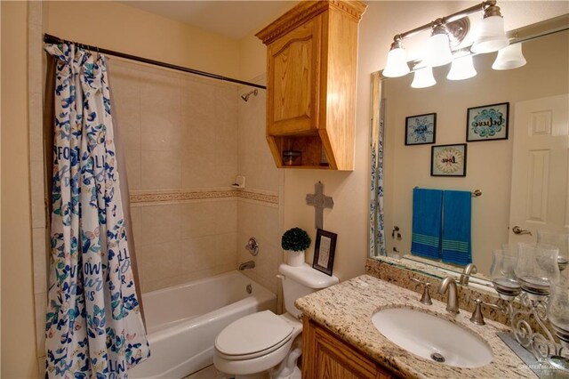 104 El Dora Rd, Alamo, TX 78516 - full bath featuring toilet, vanity, and shower / bath combination with curtain