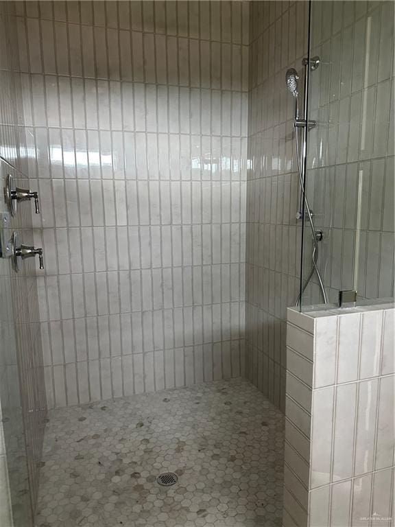 bathroom featuring walk in shower