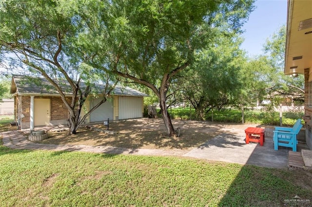 4009 Wescan Ln, Mission, TX 78572 - view of yard with a patio