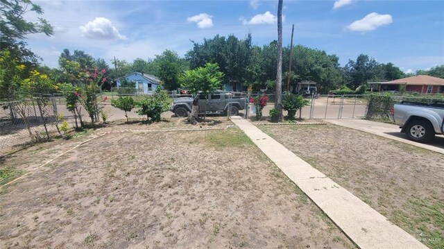 518 S 10th St, Donna, TX 78537 - photo 11