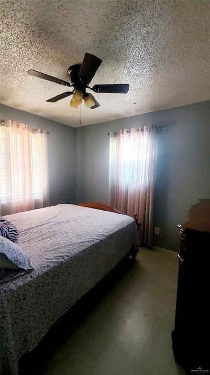 518 S 10th St, Donna, TX 78537 - photo 7