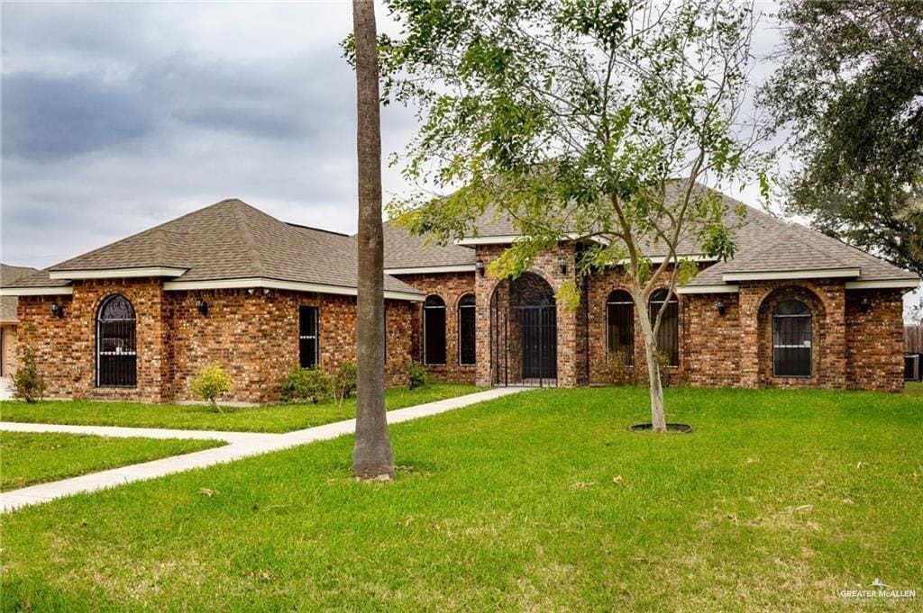 4508 Country St, Edinburg, TX 78541 - photo 1