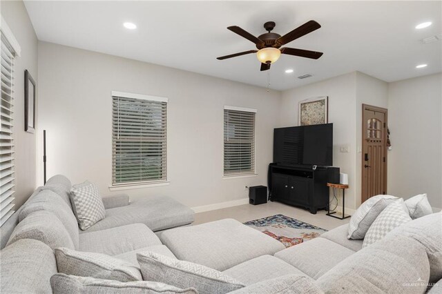 2803 Thompson St, Mission, TX 78573 - living room featuring recessed lighting, a ceiling fan, and baseboards