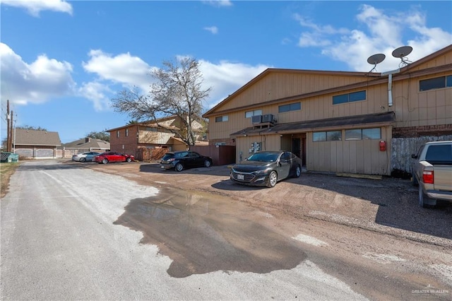 view of front of house featuring uncovered parking