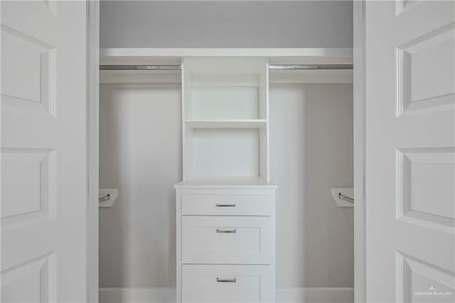 8047 N 48th Ln, Mcallen, TX 78501 - view of closet