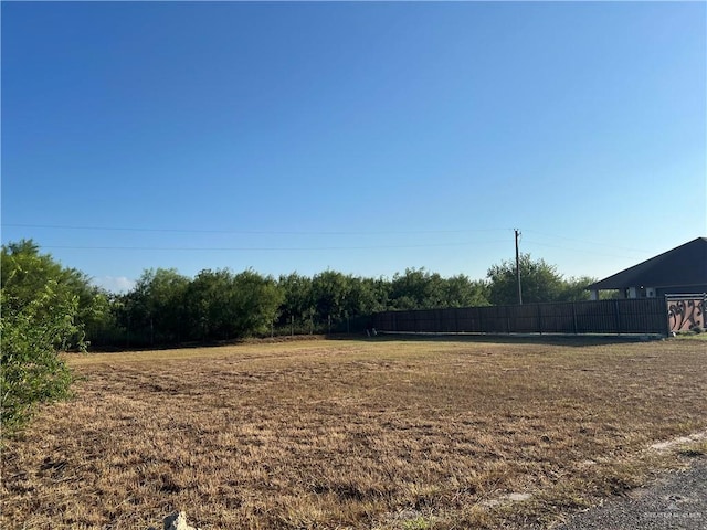 Listing photo 3 for 615 E 41st St E, San Juan TX 78589