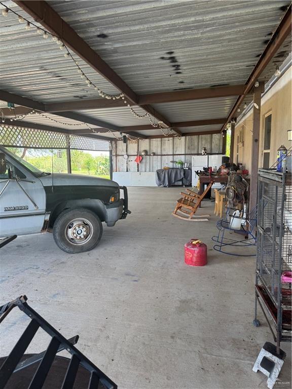 25662 N Fm 681, Edinburg, TX 78541 - view of garage