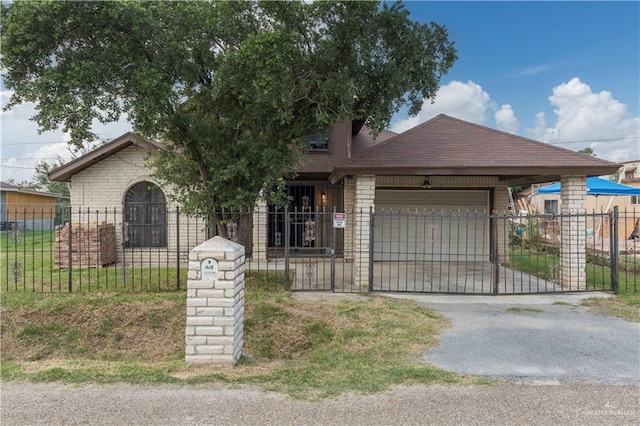 view of front of house featuring a garage