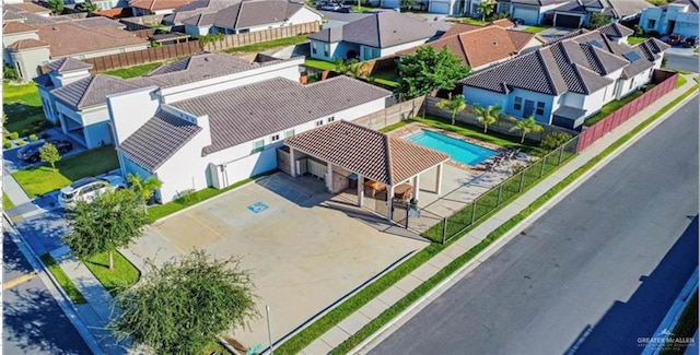 birds eye view of property featuring a residential view