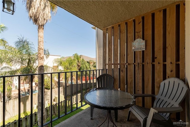 104 E Parade Dr Unit 12, South Padre Island, TX 78597 - view of balcony