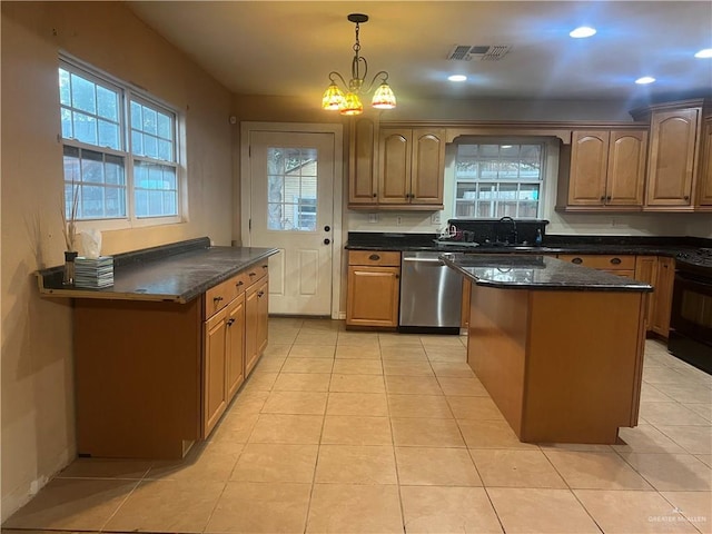 kitchen with black electric range oven, an inviting chandelier, sink, stainless steel dishwasher, and a kitchen island