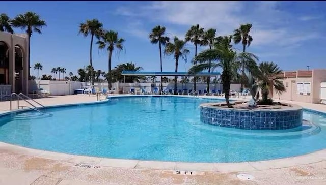 pool with fence