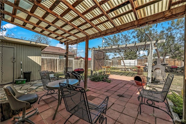 view of patio featuring a pergola