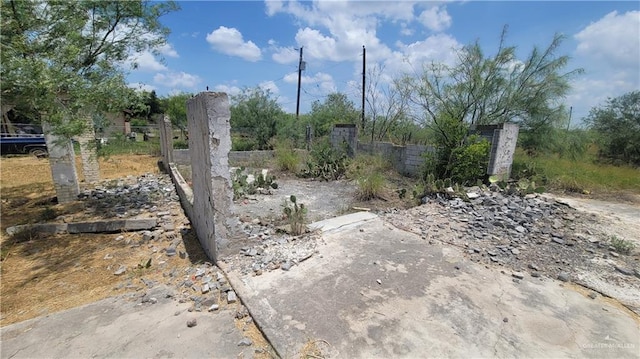 1514 Juarez St, Donna, TX 78537 - photo 3