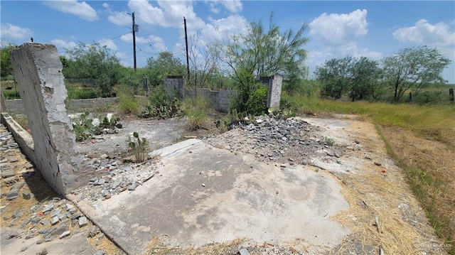 1514 Juarez St, Donna, TX 78537 - photo 4