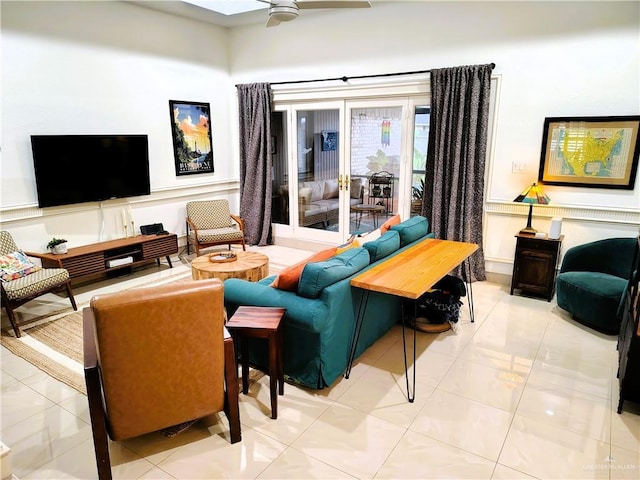 2513 Sandpiper Ave, Mcallen, TX 78504 - tiled living area featuring a ceiling fan