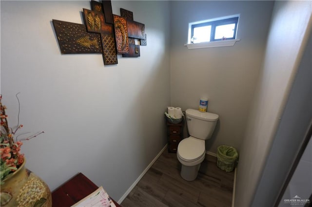 29082 Reynolds Dr, La Feria, TX 78559 - bathroom featuring toilet and wood finished floors