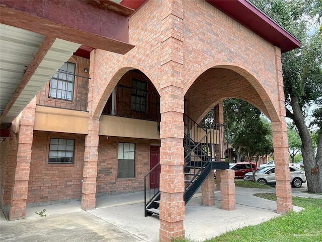 view of building exterior