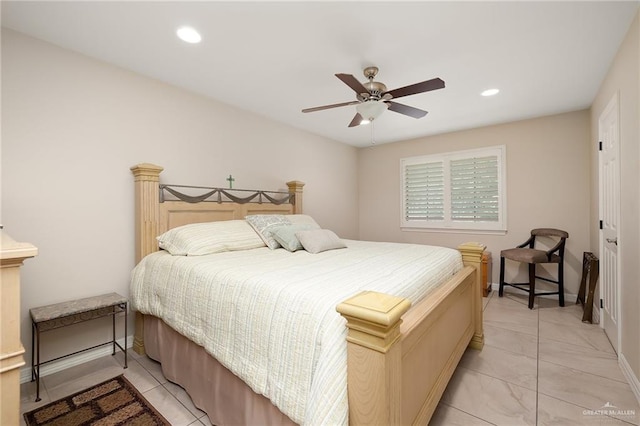 bedroom featuring ceiling fan