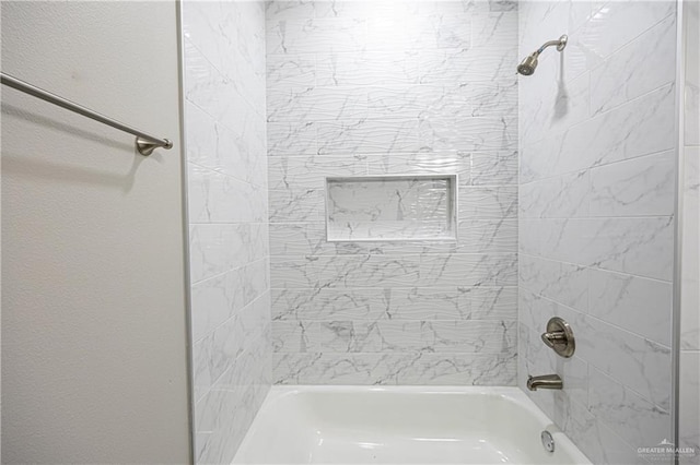 full bathroom featuring washtub / shower combination