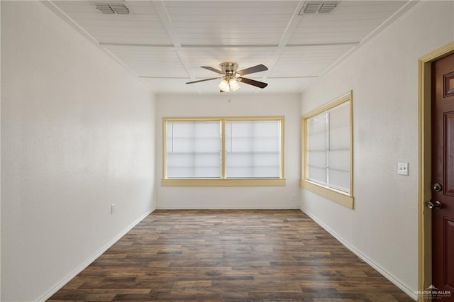 unfurnished room with dark hardwood / wood-style flooring and ceiling fan