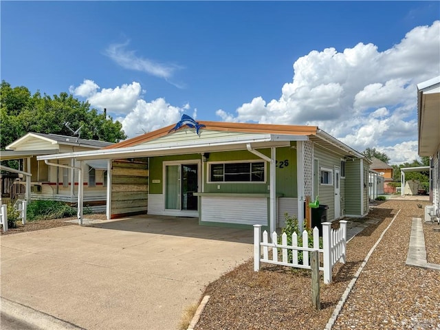 view of manufactured / mobile home