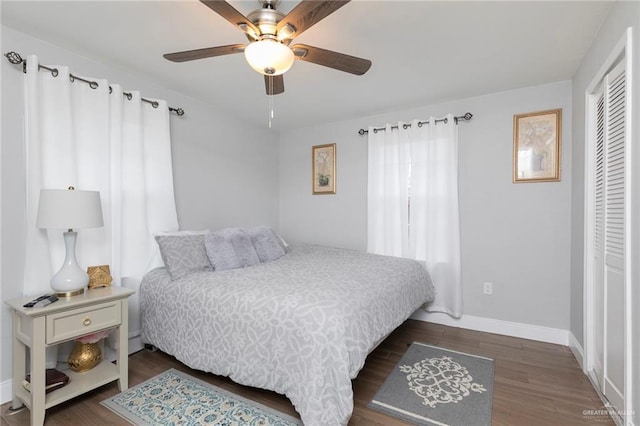 8814 S Mould Dr, Pharr, TX 78577 - bedroom featuring wood finished floors, baseboards, a closet, and ceiling fan