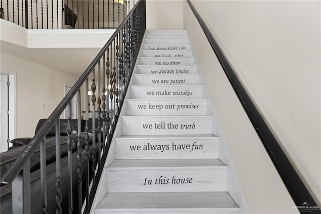 301 Houston Ave, Port Isabel, TX 78578 - view of stairs