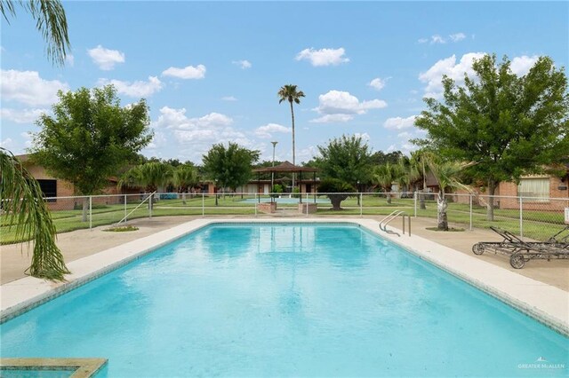 800 E Dallas Ave Unit 7, Mcallen, TX 78501 - photo 13