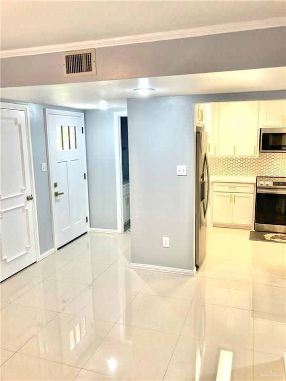 2117 S 6th St, Mcallen, TX 78503 - photo 4