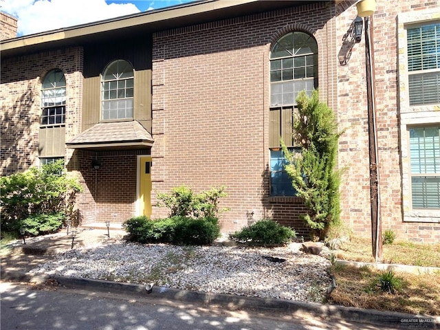 2117 S 6th St, Mcallen, TX 78503 - photo 2