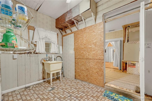 interior space featuring visible vents and tile patterned floors