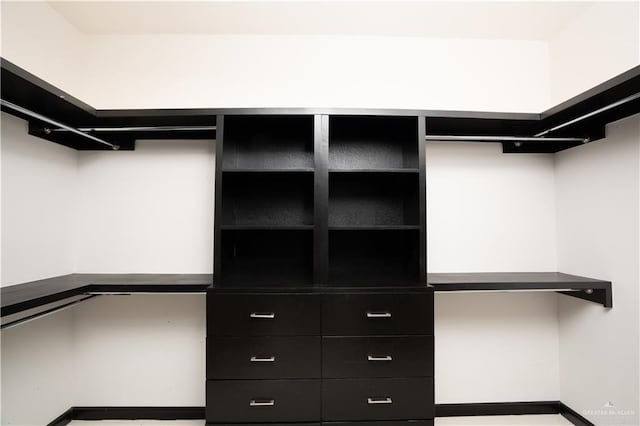 1916 N 46th St, Mcallen, TX 78501 - view of walk in closet