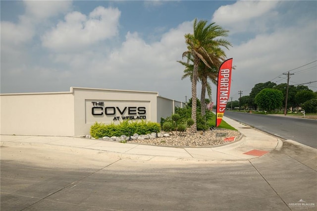 613 Cove Ln Unit 2, Weslaco, TX 78596 - view of community / neighborhood sign