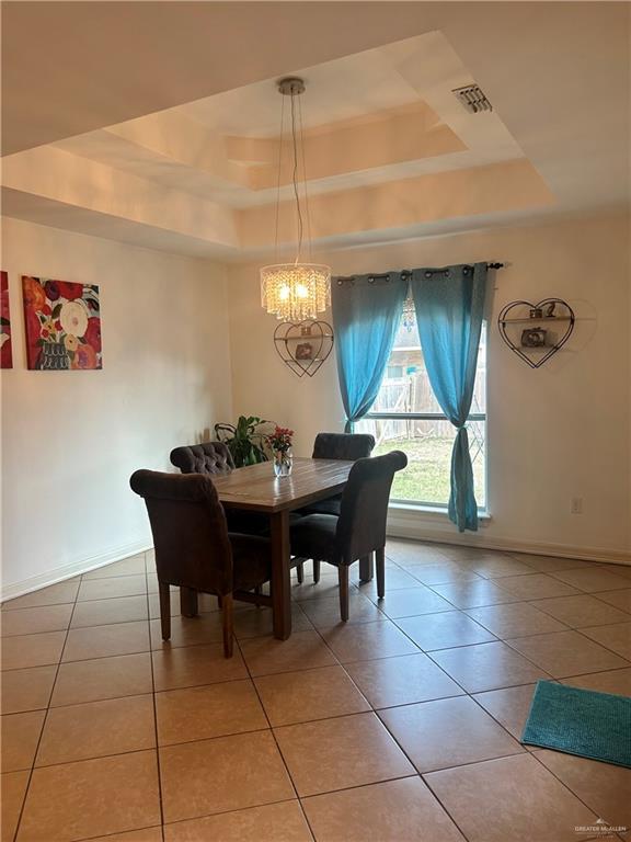 512 Benjamin St, Mission, TX 78573 - photo 7
