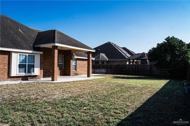 view of yard with a patio area
