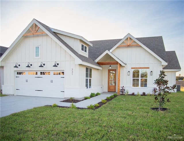 modern farmhouse style home featuring a front yard