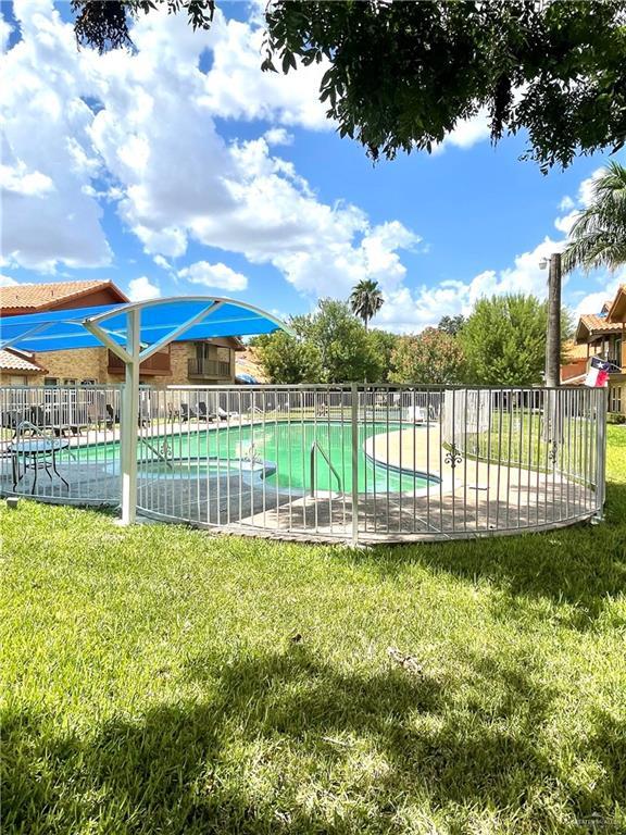 900 E Dallas Ave Unit 17, Mcallen, TX 78501 - photo 11