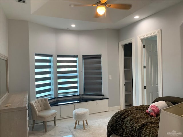 bedroom with ceiling fan